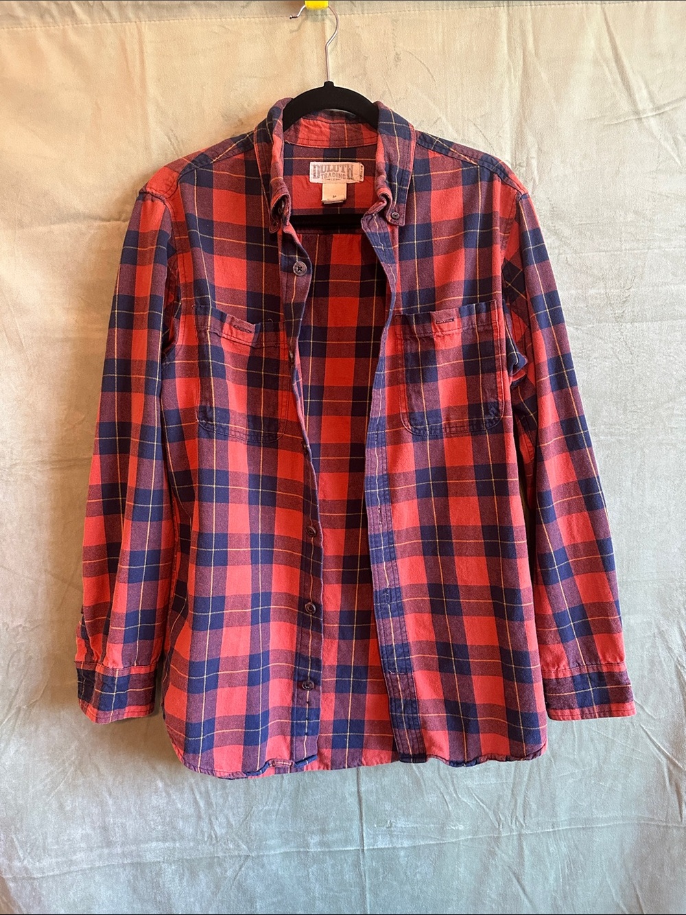#928 Duluth Trading Co Red and Blue Plaid Button-Down Shirt